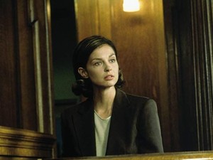 5 Fakta Film Double Jeopardy, Misteri Pembunuhan dan Salah Tangkap