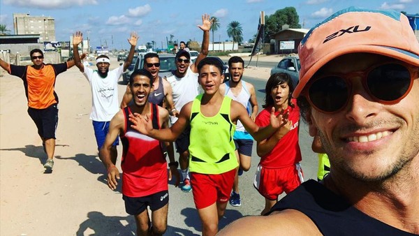 Nick membagikan perjalanannya lewat instagram. Ini adalah perjalan maraton Nick di Libya. (Nickbutterun/instagram) Nick membagikan perjalanannya lewat instagram. Ini adalah perjalan maraton Nick di Libya. (Nickbutterun/instagram)