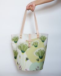 7 Tote Bag Brand Lokal yang Motifnya Menggemaskan, Cocok Buat Hangout