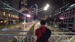 Potret JPO Tanpa Atap di Malam Hari