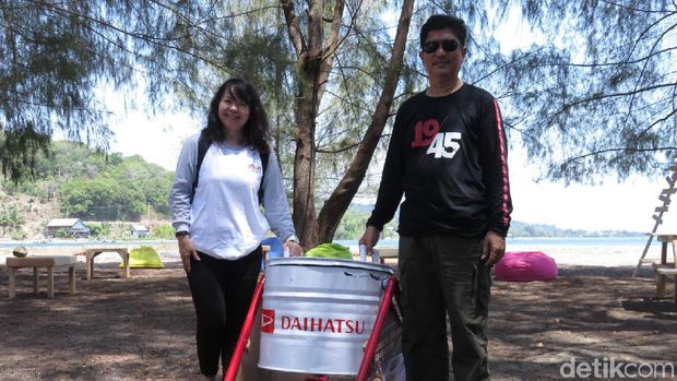 Naik-Turun Bukit dengan Terios Demi Jelajah Surga Kolaka
