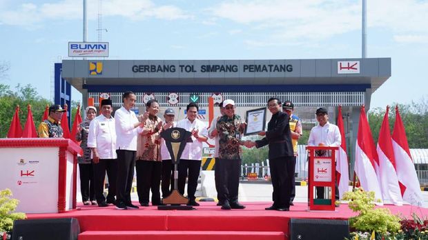 Tol Terpeka, Jokowi: Ini Tol Terpanjang yang Saya Resmikan