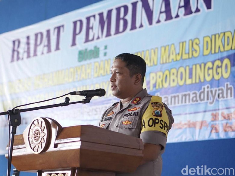 Polisi Kota Probolinggo Imbau Warga Tak Sebar Foto-foto Bom Medan Polisi Kota Probolinggo Imbau Warga Tak Sebar Foto-foto Bom Medan
