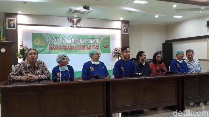 Cucu ketiga Jokowi telah lahir melalui operasi caesar. Foto: Bayu Ardi Isnanto/detikcom Cucu ketiga Jokowi telah lahir melalui operasi caesar. Foto: Bayu Ardi Isnanto/detikcom