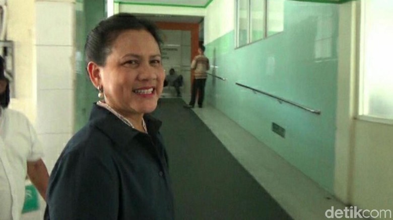 Iriana Ungkap Kondisi Selvi Ananda yang Jalani Proses Persalinan Iriana Ungkap Kondisi Selvi Ananda yang Jalani Proses Persalinan