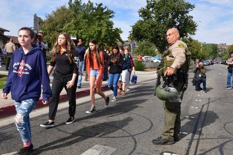 KJRI Los Angeles: Tak Ada WNI Jadi Korban Penembakan di Sekolah California KJRI Los Angeles: Tak Ada WNI Jadi Korban Penembakan di Sekolah California
