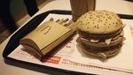 Keren! 10 Replika Makanan dari Kardus Bikinan Seniman Jepang