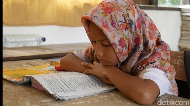  Proses belajar mengajar di SDN 004, Berambai, Sempaja Utara, Samarinda, Kaltim, memprihatinkan.