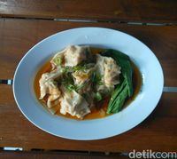 Mie Sapi Banteng: Antre Demi Menebus Kenikmatan Mie Khas Dusun Banteng