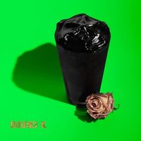 Unik! Kafe Ini Tawarkan Kopi Hitam Pekat dengan Whipped Cream Hitam
