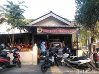 Mie Sapi Banteng: Antre Demi Menebus Kenikmatan Mie Khas Dusun Banteng
