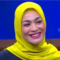 Dikasih nasi, roti, udah nggak pengen. Buat saya itu bukan makanan. Kenapa? Karena bawah sadar saya sudah bukan (menganggap) makanan, pungkasnya. Foto: YouTube Official Trans7