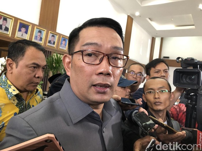Gubernur Jabar Ridwan Kamil