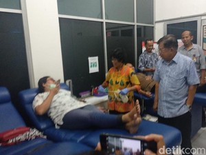 Jusuf Kalla Kunjungan Kerja ke PMI Yogyakarta