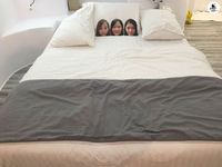 Cara Kreatif Wanita Bawa 3 Sahabatnya Liburan ke Eropa Ini Kocak