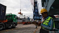 Bank Indonesia (BI) pun optimis koordinasi bank sentral dengan kabinet baru Presiden Joko Widodo (Jokowi) dapat mempercepat laju ekonomi Indonesia hingga menembus 5,3% di tahun 2020.