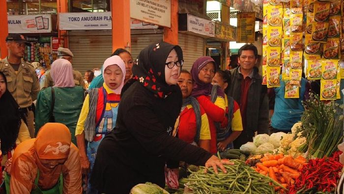 Bupati Sragen Kusdinar Untung Yuni Foto: Andika Tarmy/detikcom Bupati Sragen Kusdinar Untung Yuni Foto: Andika Tarmy/detikcom
