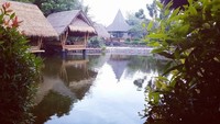 Foto: Instagram @mangengkingkopobandungRestoran sunda ini sudah sangat terkenal, Gubuk Mang Engking hadir dengan konsep makan lesehan di saung.