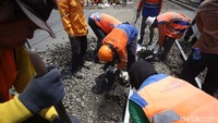 Perawatan ini rutin dilakukan.
