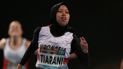 Aksi Pelari Indonesia Karisma Pecahkan Rekor Dunia