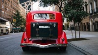 Perusahaan tur mobil cantik ini bernama Nowaday. Nantinya, tur juga akan diperluas ke kota-kota lain di Amerika Serikat. (Nowaday)