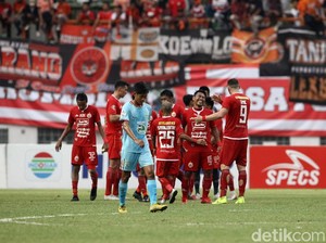 Persija Jakarta: Juara Bertahan Kehilangan Taring