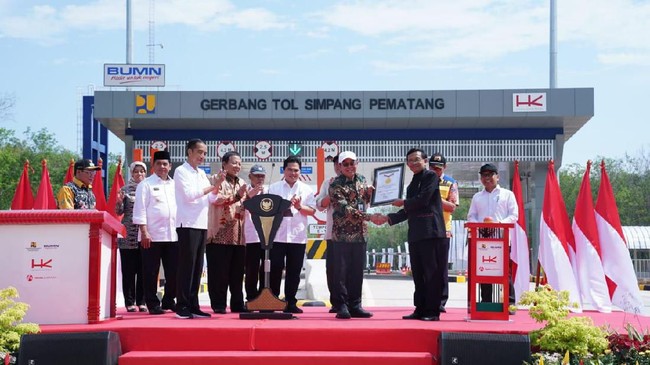 Dibuka Jokowi, Tol Terpanjang di RI Gratis Sebulan