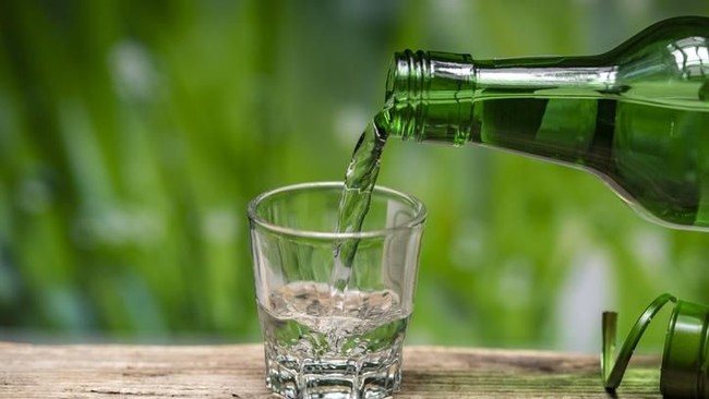 Makgeolli hingga Sungnyung, 5 Minuman Tradisional Korea Berbahan Beras