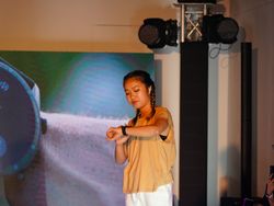 Teknologi Pintar Berpadu dengan Gaya, dari Gelang hingga Kacamata