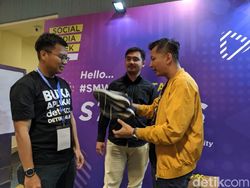Aksi Nyeker di Senayan City Demi Giveaway detikcom SMW 2019