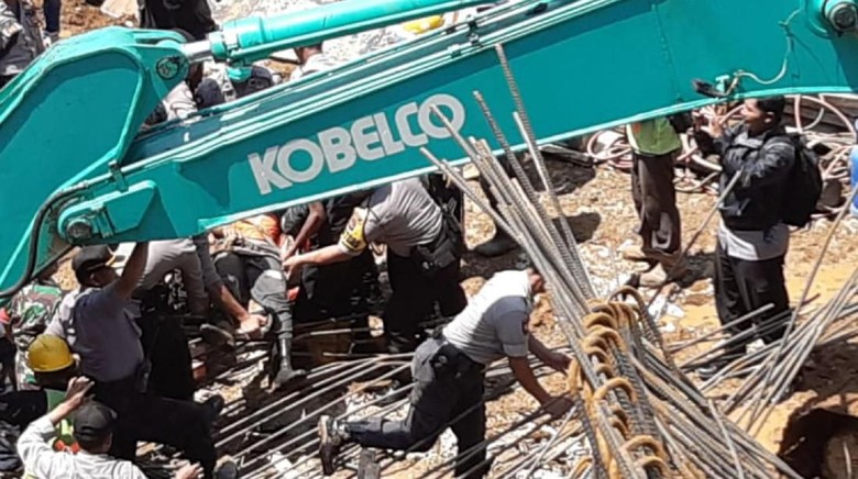 1 Lagi Pekerja Double Track Sukabumi-Bogor Tewas Tertimbun Longsor 1 Lagi Pekerja Double Track Sukabumi-Bogor Tewas Tertimbun Longsor