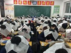 Kumpulan Cara Kocak Guru Agar Muridnya Tidak Mencontek