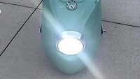 Modifikasi ini bukan secara plug-in menaruh fender Volkswagen Beetle alias kodok diselipkan mesin.  Foto: Pool (Autoevolution)