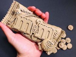 Ciptakan Karya Seni Keren dengan Modal Kardus