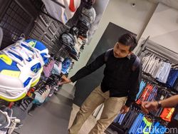 Aksi Nyeker di Senayan City Demi Giveaway detikcom SMW 2019