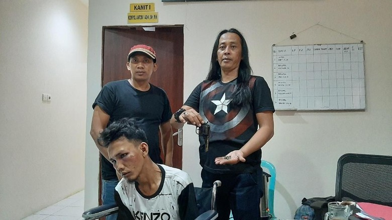 Jual Beli Senjata Api Rakitan, Yakuza Ditangkap Saat Akan Transaksi Jual Beli Senjata Api Rakitan, Yakuza Ditangkap Saat Akan Transaksi