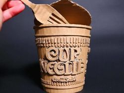 Ciptakan Karya Seni Keren dengan Modal Kardus