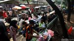 Diatur Anies, Begini Potret Suasana Zona PKL Jualan saat CFD