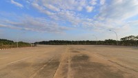 Jalanan Naypyidaw tampak lengang, jauh dari kesan macet yang biasanya melanda ibu kota negara. (iStock)