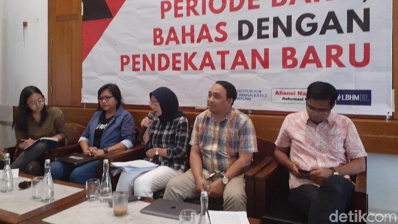 Pakar Hukum Ingatkan DPR Libatkan Banyak Pihak Bahas RUU KUHP Pakar Hukum Ingatkan DPR Libatkan Banyak Pihak Bahas RUU KUHP