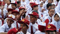Para siswa nampak antusias mengikuti kegiatan tersebut.