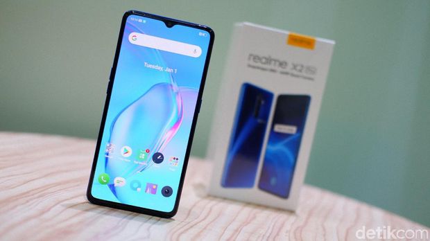 Realme X2 Pro, Performa Nendang & Memanjakan Mata