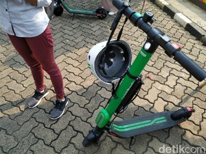 Mulai Hari Ini Polisi Tilang Pengguna Skuter Listrik di Jalan Raya-Trotoar