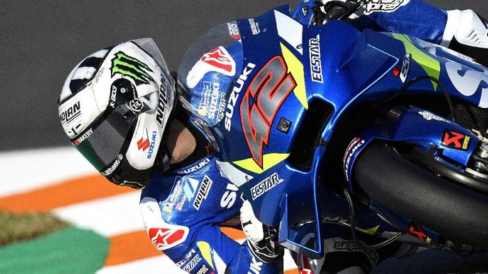 Alex Rins mengira target Suzuki di musim depan mesti konsisten dulu, bukan bersaing untuk gelar juara. Foto: Mirco Lazzari gp / Getty Images Alex Rins mengira target Suzuki di musim depan mesti konsisten dulu, bukan bersaing untuk gelar juara. Foto: Mirco Lazzari gp / Getty Images