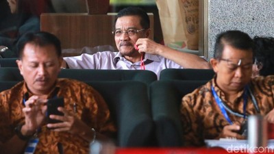 Eks Mendagri Gamawan Fauzi Diperiksa KPK