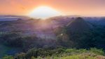 Potret Bukit Cokelat yang Mitosnya dari Air Mata Raksasa