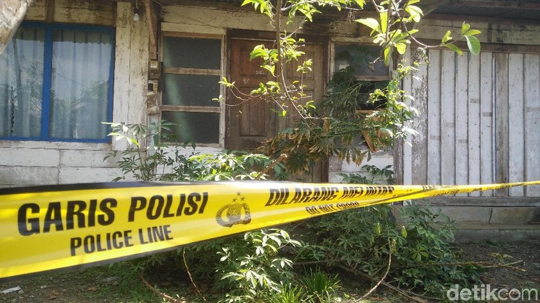 Cerita Warga Soal Temuan Mayat Remaja Terkubur di Pekarangan Rumah Cerita Warga Soal Temuan Mayat Remaja Terkubur di Pekarangan Rumah