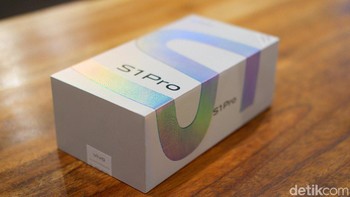 Ponsel ini adalah penerus Vivo S1. Foto: Adi Fida Rahman/detikINET
