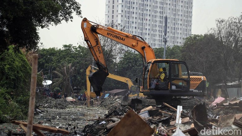 Narasi Provokasi di Riuh Penggusuran Sunter Narasi Provokasi di Riuh Penggusuran Sunter