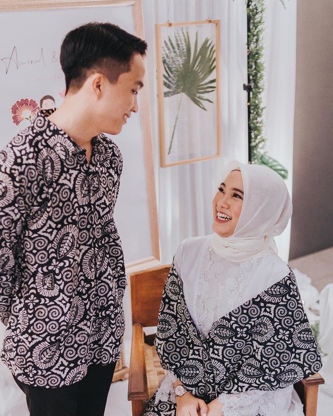 Sejak postingannya ini viral, ia pun menyebutkan bahwa berita ini tidak dimaksudkan untuk menakut-nakuti publik tentang kehilangan suaminya karena futsal, sebaliknya, dia ingin mengingatkan kita untuk menghargai saat-saat yang kita miliki dengan pasangan kita. Foto: Instagram @ai_pav